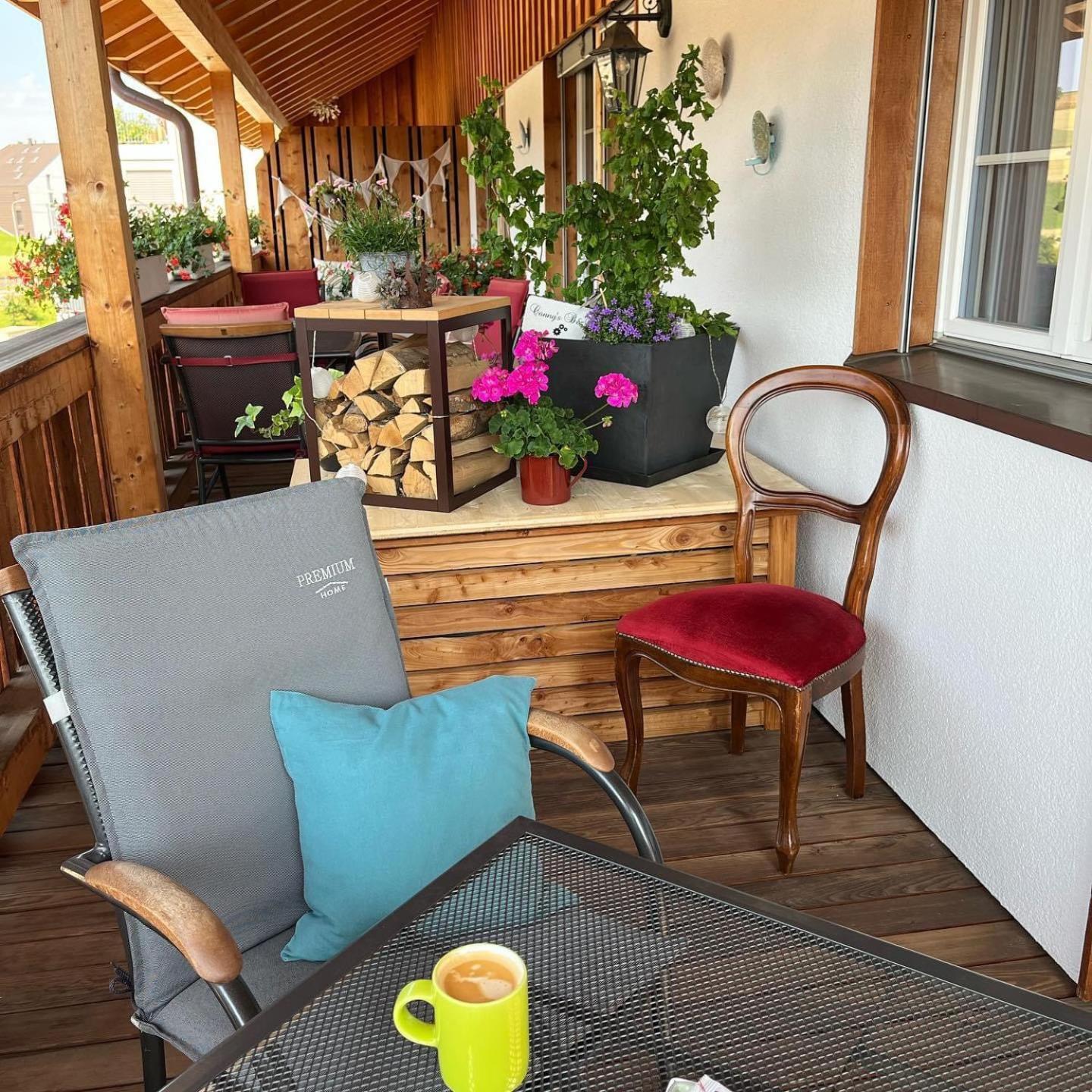 Conny'S B&B Niederweningen Екстериор снимка