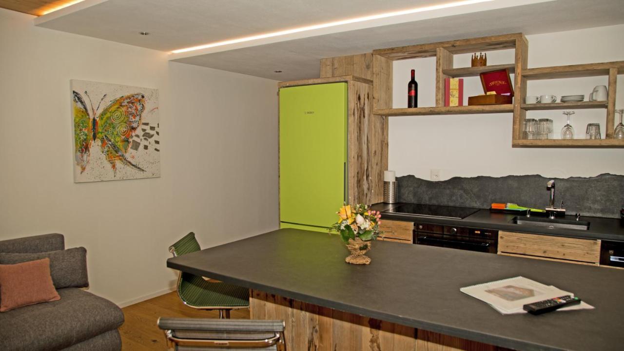Conny'S B&B Niederweningen Екстериор снимка