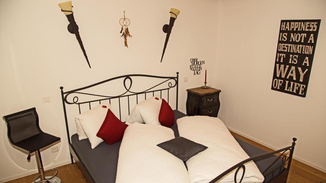 Conny'S B&B Niederweningen Екстериор снимка