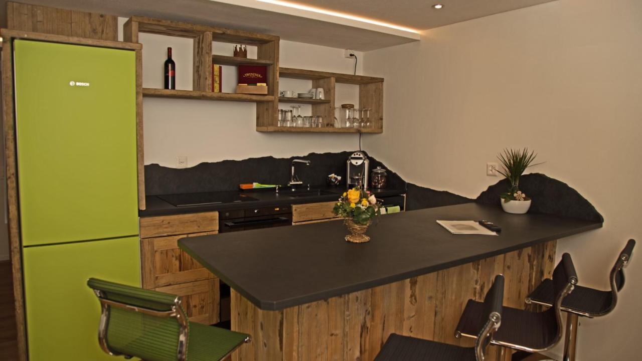 Conny'S B&B Niederweningen Екстериор снимка